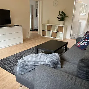 & Living Lägenhet